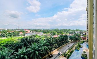 Best Deal and Comfortable 2Br Transpark Cibubur Apartment Near Mall