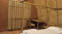 Nepal Himalayan Paulownia Resort Hotels in Meghauli