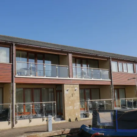 Tewitfield Marina