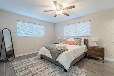 Walk to Old Town, Pool, Fire Table, Ping Pong, Family-Friendly ♥ Hotel dekat Scottsdale Museum of Contemporary Art