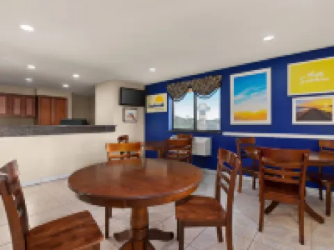 Days Inn by Wyndham Orange Park/Jacksonville Hotels in Orange Park