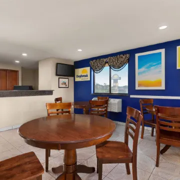 Days Inn by Wyndham Orange Park/Jacksonville