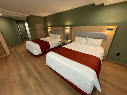 Econo Express Metepec Hotels in Метепек