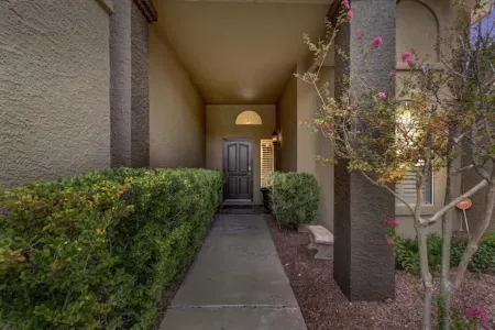 West Spanish Cottage, Heated pool, SOLANA Shops, hiking trails