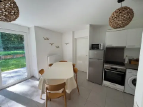 Shell and pre-salt house 索姆河畔聖瓦萊里酒店