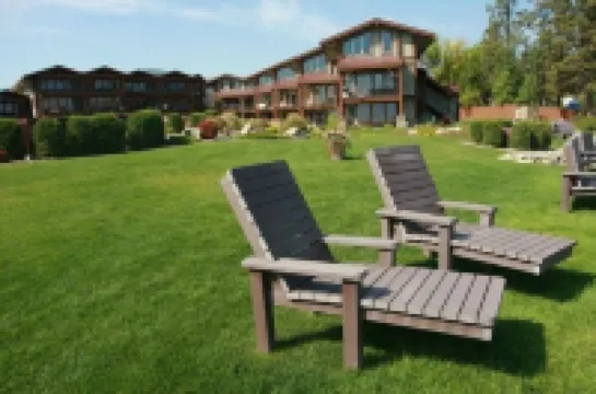 Flathead Waterfront 2BR/2BA Condo @ Waterside