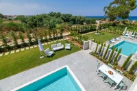 By the Beach - Blue Topaz Villa