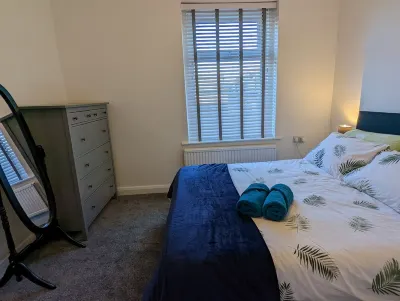 3 Bed City Home | South Facing Patio | 4-5 Beds Hotels near Lancaster Railway Station