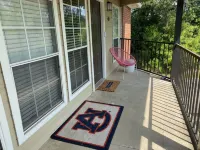 GREAT LOCATION FOR ALL OF AUBURNS SPORTS!!