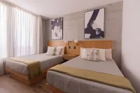 Beachfront Condo With Pool Brand New Hotel di 