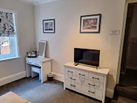 Comfortable Spacious Double Ensuite Room