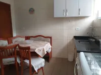 Great apartment for 8 people, two blocks from Praia Brava - Caioba Hotels in Matinhos