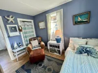 Fair Harbor Living - Barefoot Beach Getaway Hotels near Robert Moses State Park - Long Island