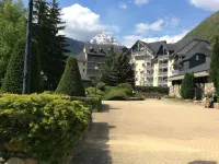 Beautiful apartment with mountain views Hotel a Saint-Lary-Soulan