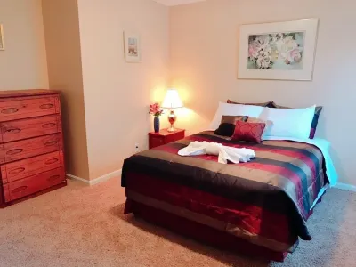 Beautiful apartment perfect for long term stays! Hotels near UNC Greensboro Graduate School
