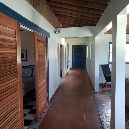 Spacious 3 bedroom 2 bath home close to town