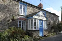 Magical Family Friendly Cottage Sleeps 6-8  Bodmin, Tintagel Poldark Cornwall UK Hotels in Camelford