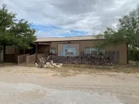 Large 4 BR home, tucked away in the trees