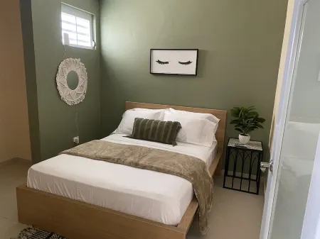 Keep it simple at this peaceful and centrally located place.