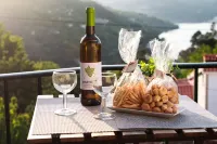 Regouro - an Hidden Gem in Douro Valley Hotels in Cinfaes