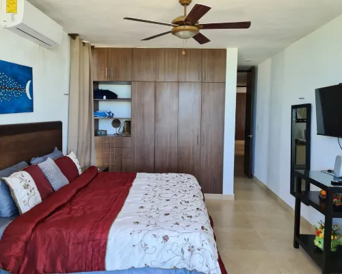 Escape to Paradise, Minimalist 4-BR Beachfront: 300 Mbps with amazing views Hotels in Dzemul