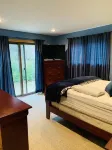 Beautiful Camp with 5 bedrooms, 3 bathrooms and direct trail access