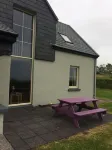 Traditional style cottage free WiFi short walk from Reenroe Beach Ballinskelligs