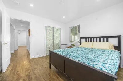 PrivateHOUSE,3Bd1king2Queen w/kitchen,patio,BBQ,Ac,free parking,Laundry &WiFi 엘 몬테 공항 주변 호텔