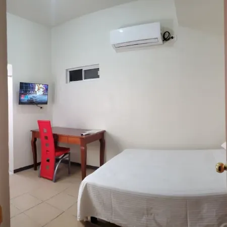 Executive Room - 10 Min from US Consulate - Flexible Check-IN