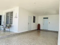 Combate Beach View Apt 3 보케론 호텔