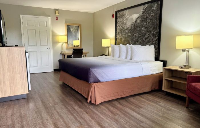 Super 8 by Wyndham Ft. Oglethorpe GA/Chatt TN Area