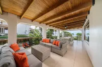 Villa Potrero Luxury Private Beachfront Home with Housekeeper, Concierge