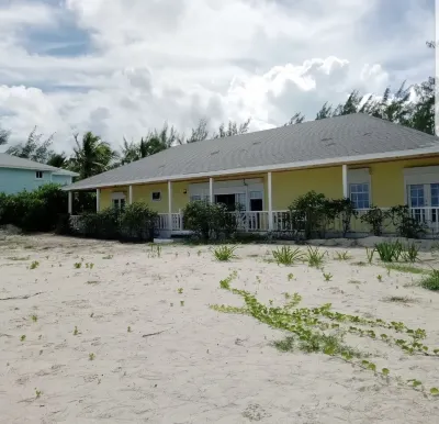 Beach Front, Calypso @ Flamingo Bay Rokers Point/Harts Hoteles en 