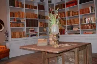 Chateau Ciers Hotels in Mirambeau