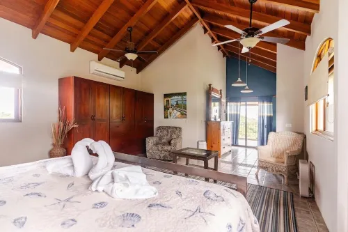 AMAZING OCEAN VIEWSHouse in the Sky" Monte Paraiso