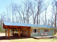 Stay & Play On Beautiful Mystery Lake. Boat, Fish, Kayak, Campfires!