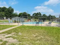 Cozy waterfront Lakehouse with a nice view of Callender lake  near Canton  TX!