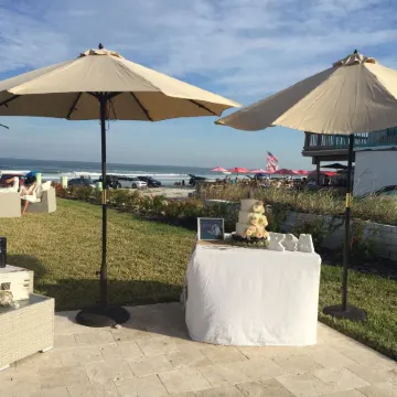 The Salty Mermaid Oceanfront Hotel