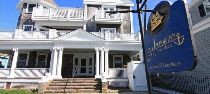 Anchor Inn Beach House Hotels in Barnstable County