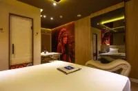 Motel Golf (Adult Only) Hotels in Osasco