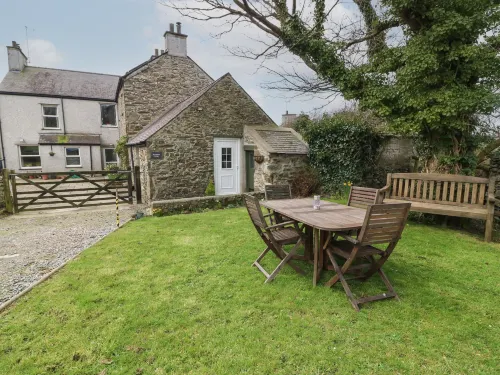 Ty Gwenyn Hotels in Cylch-y-Garn