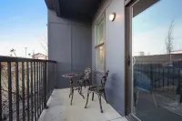 CozySuites at Notch
