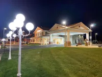 Country Inn of Hazlet Отели рядом с достопримечательностью «Парк Олд Бридж Уотерфронт»