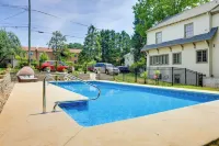 1 Mi to Downtown Lynchburg: Cozy Apt w/ Pool