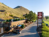 Elk Refuge Inn
