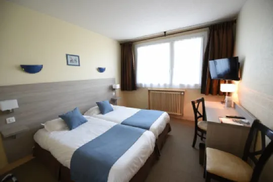 Hôtel Continental Hotels near Vierzon train station