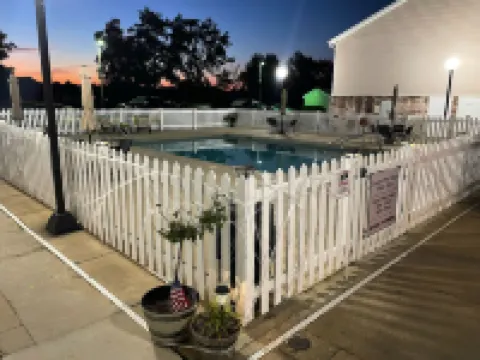 Cornerstone Lodge of Foley Hotels in Foley