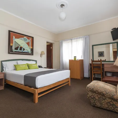 Hotel San Isidro Inn