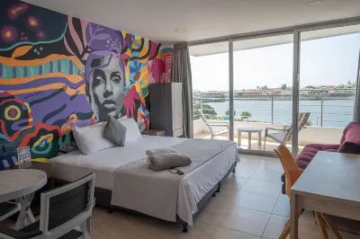 Bahia 79 Apartasuites Cerca Al Centro Hotel in zona Monumento a Los Zapatos Viejos