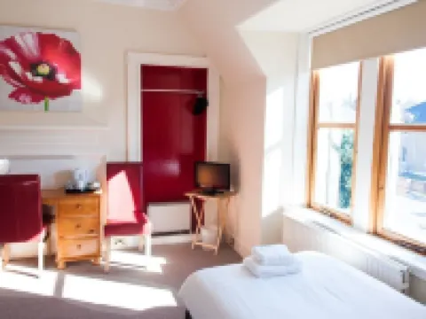 奧爾本及修道院之家